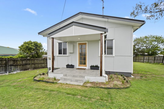 61 Scotland Street, Bundaberg East  QLD  4670