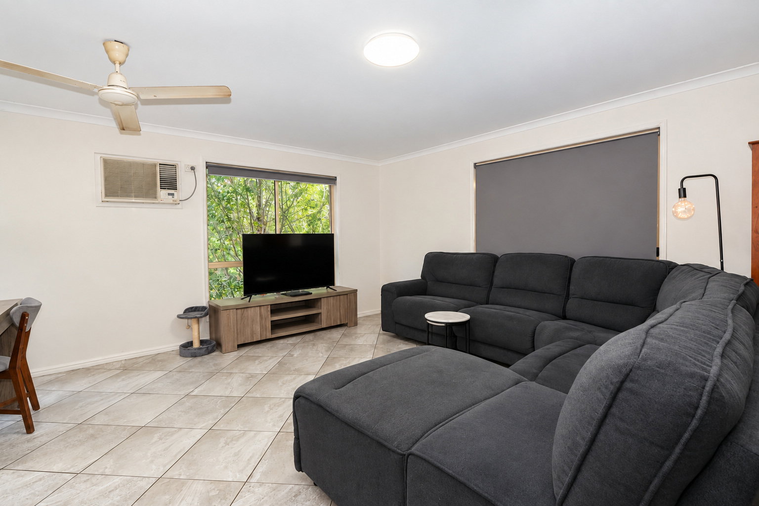 62 Amanda Avenue, Oakhurst  QLD  4650