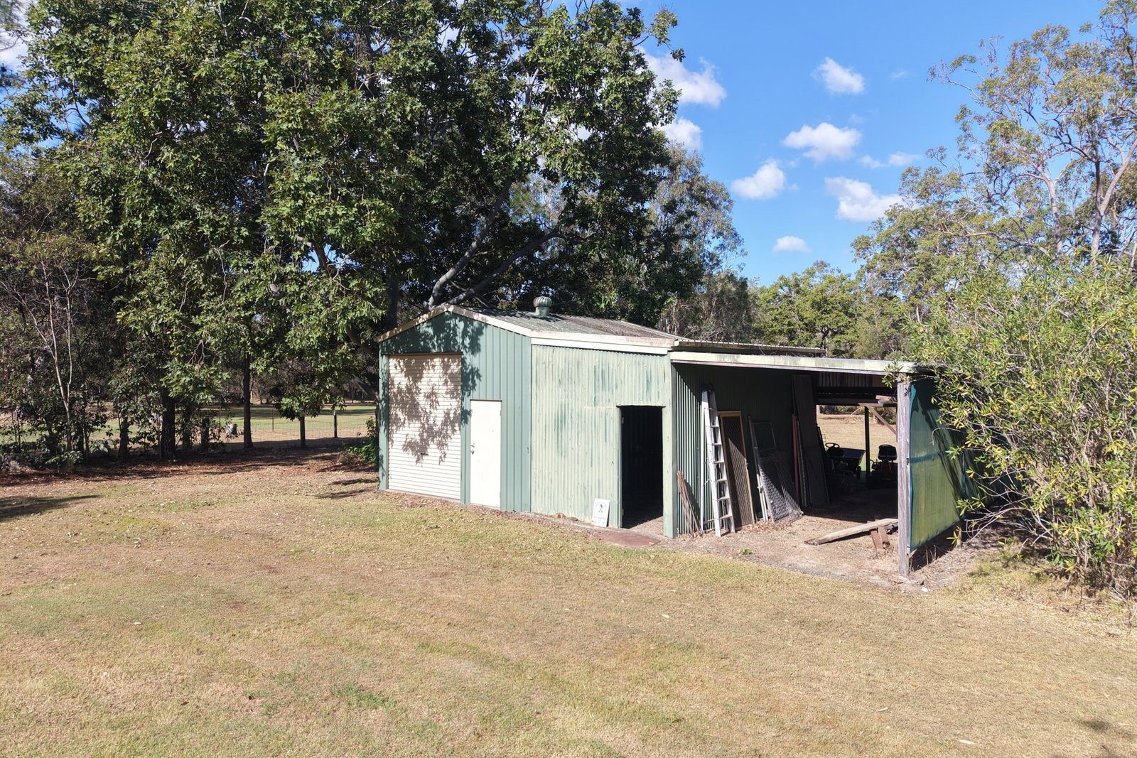 62 Amanda Avenue, Oakhurst  QLD  4650