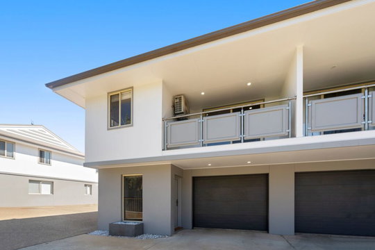 4/3 Avoca Street, Bundaberg West  QLD  4670