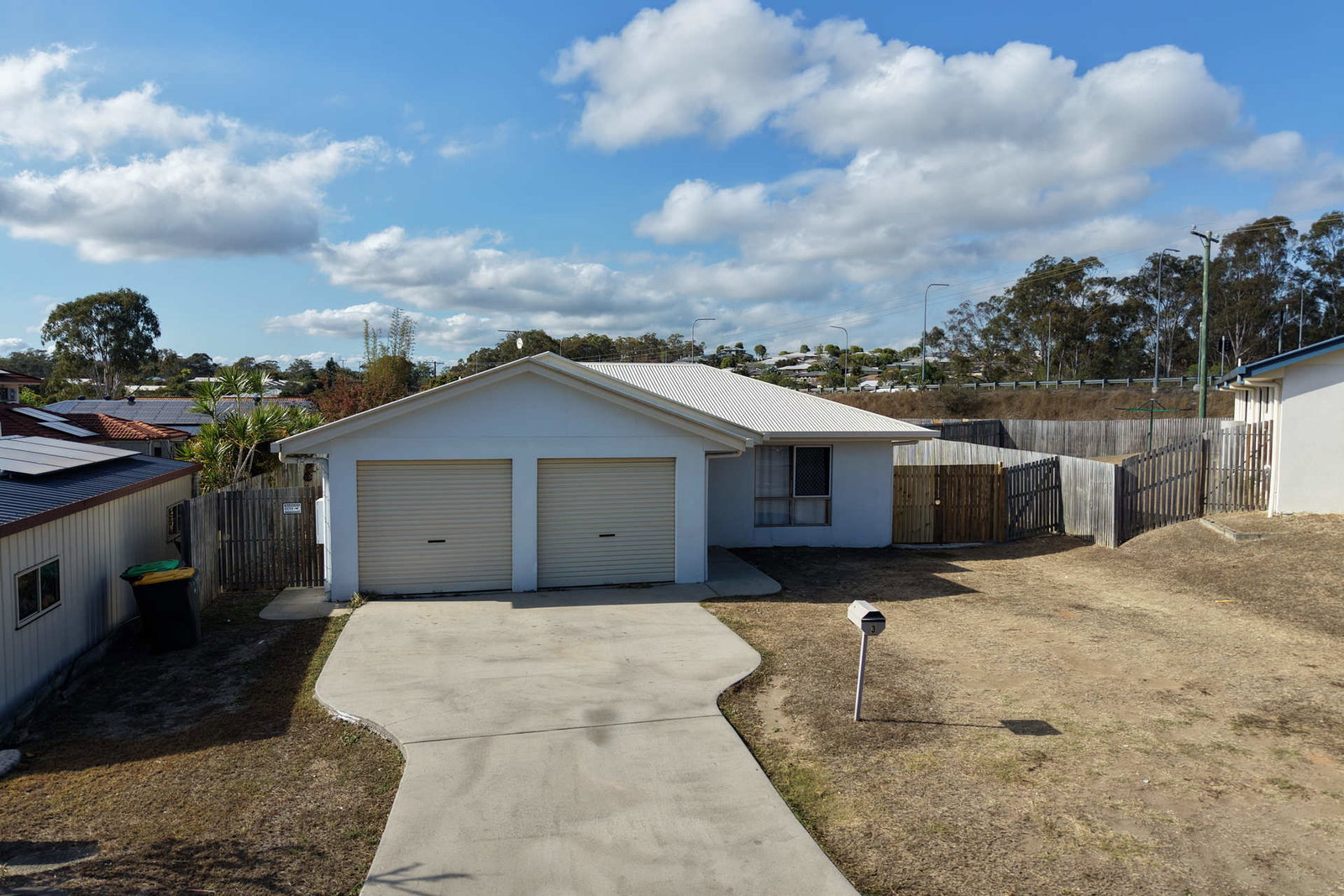 3 Rothbury Place, New Auckland  QLD  4680