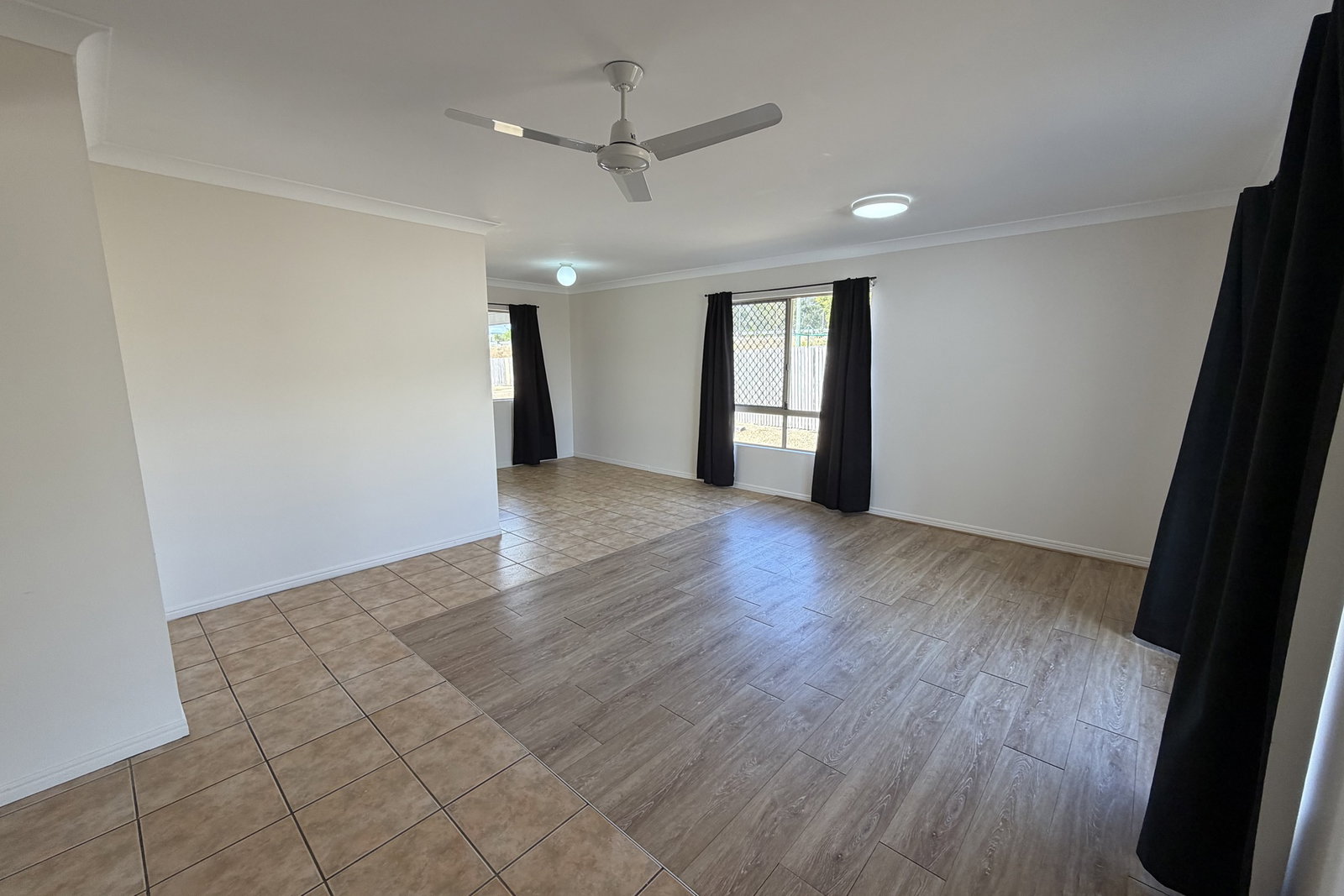 3 Rothbury Place, New Auckland  QLD  4680