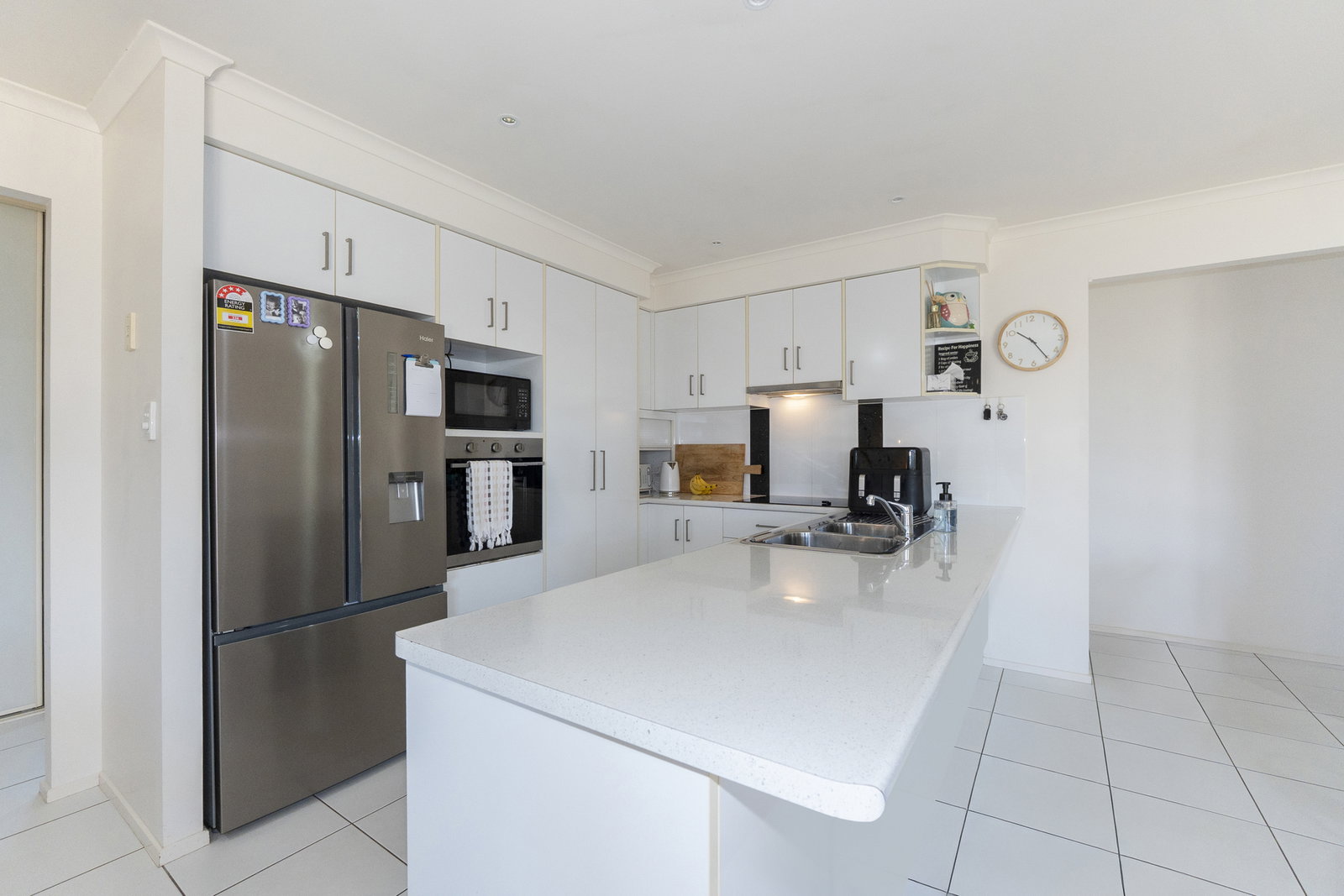 4 Pioneer Close, Bargara  QLD  4670