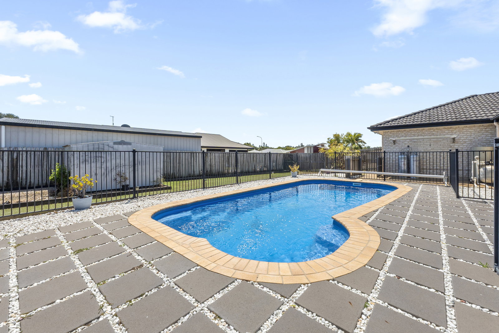 18 Balaam Drive, Kalkie  QLD  4670