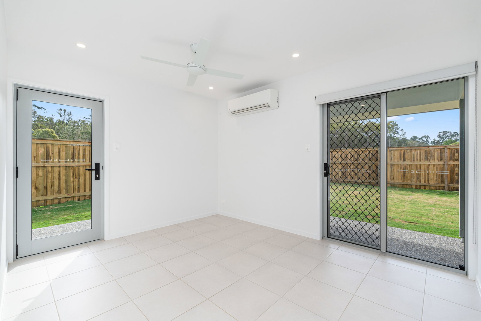 1a/34a Oakwood Drive, Tinana  QLD  4650