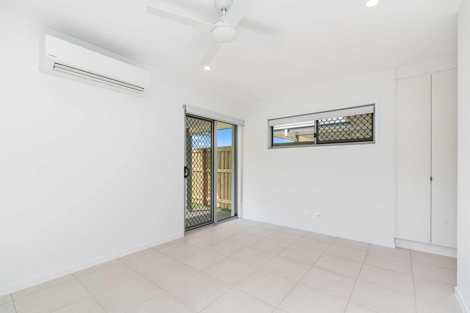 1a/34a Oakwood Drive, Tinana  QLD  4650