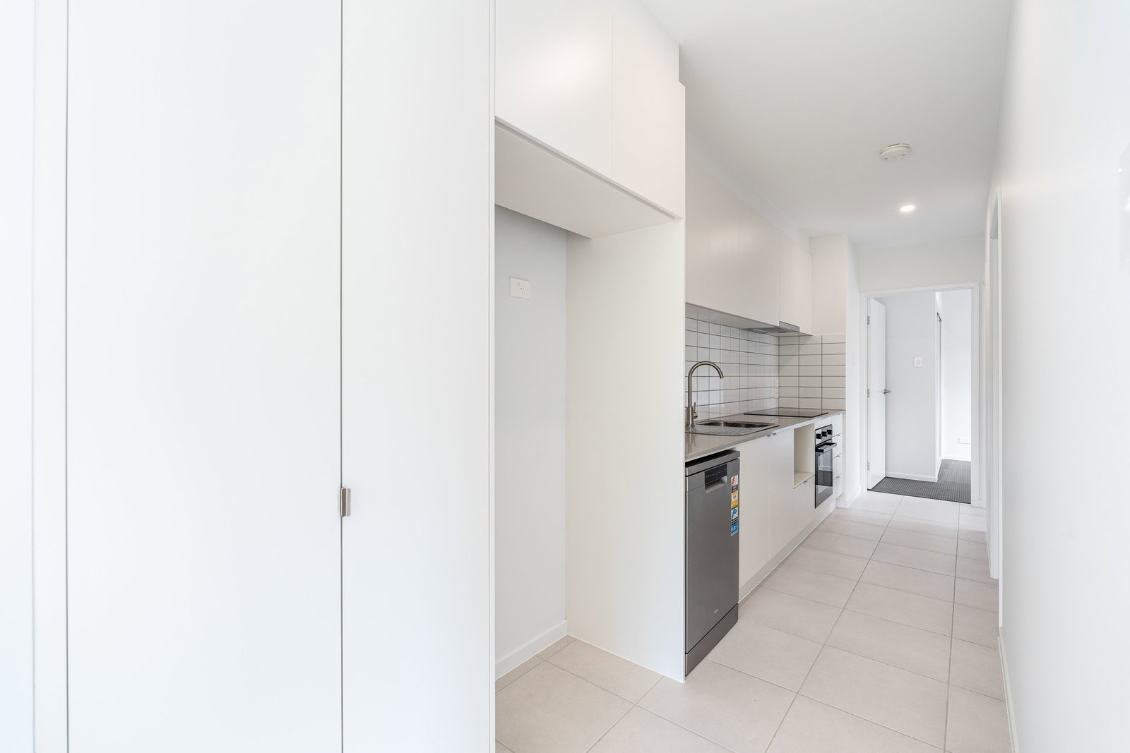 1a/34a Oakwood Drive, Tinana  QLD  4650