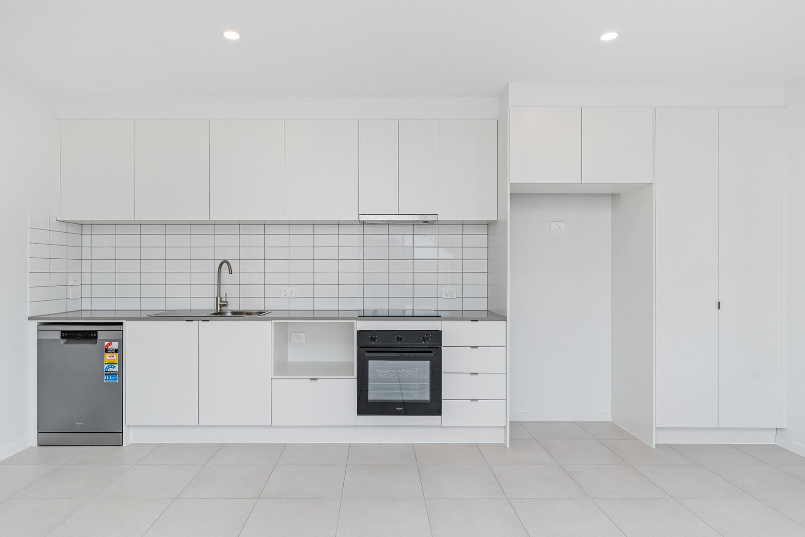 1/34a Oakwood Drive, Tinana  QLD  4650