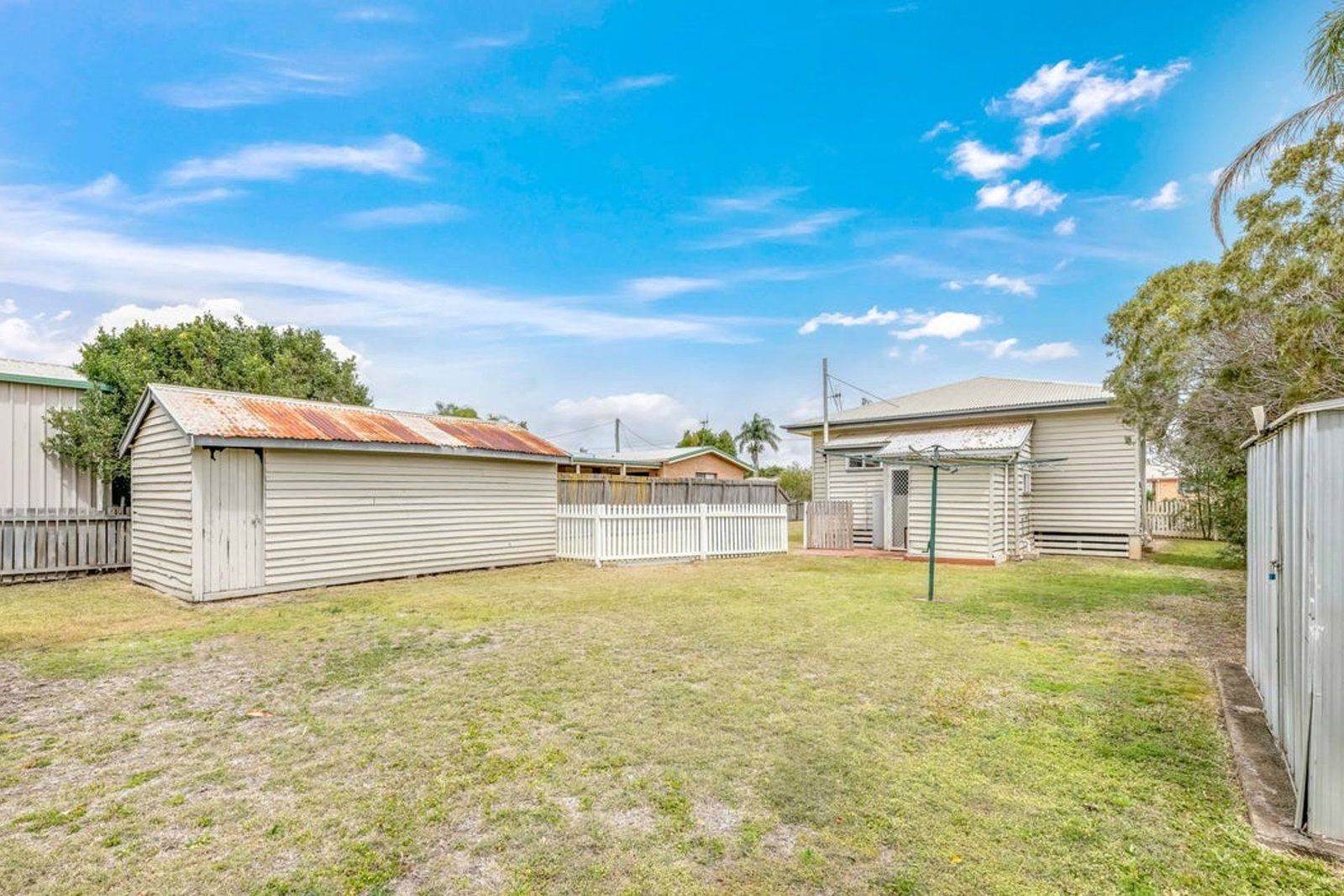 30 Baker Street, Kepnock  QLD  4670