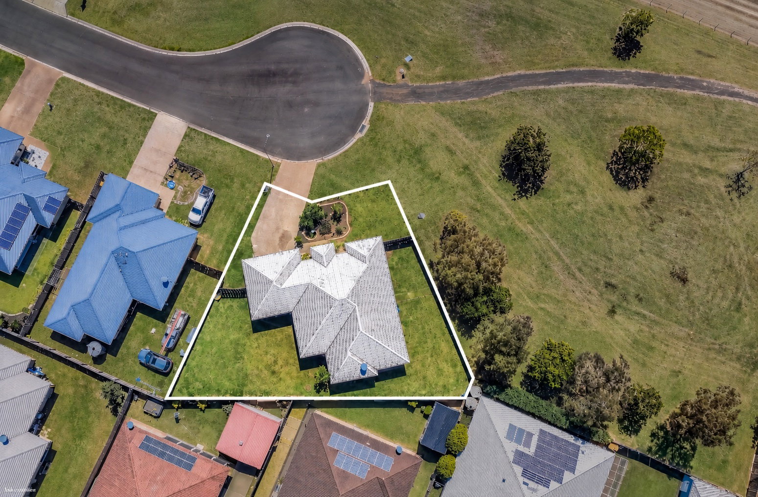 18 Keppel Crescent, Thabeban  QLD  4670