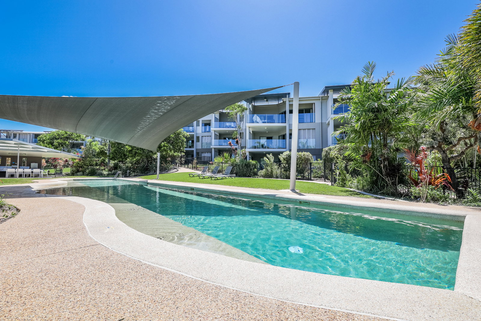 102/9 Beaches Village Circuit, Agnes Water  QLD  4677
