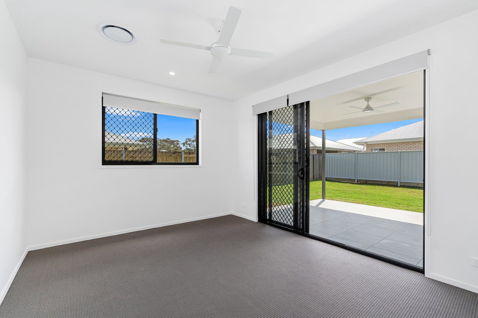 17 Katherine Way, Nikenbah  QLD  4655