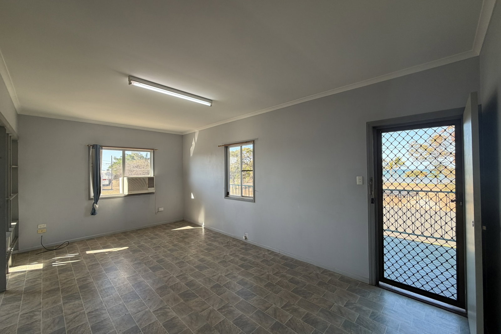 2/23 Barney Street, Barney Point  QLD  4680
