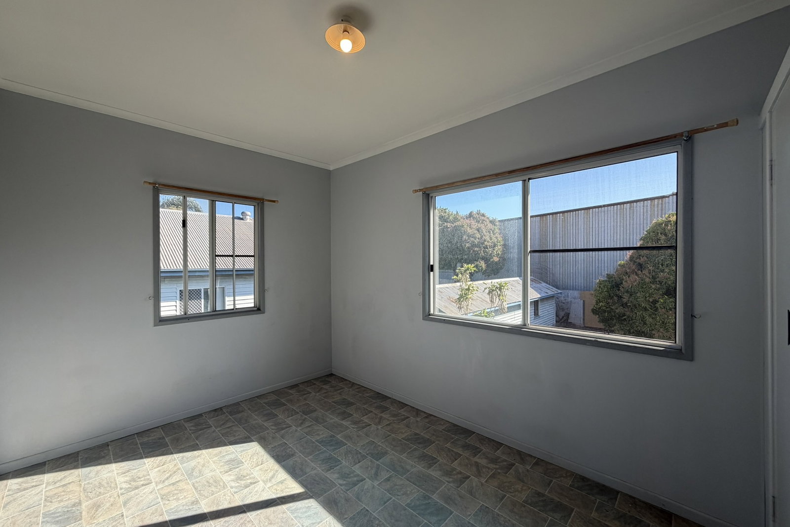 2/23 Barney Street, Barney Point  QLD  4680