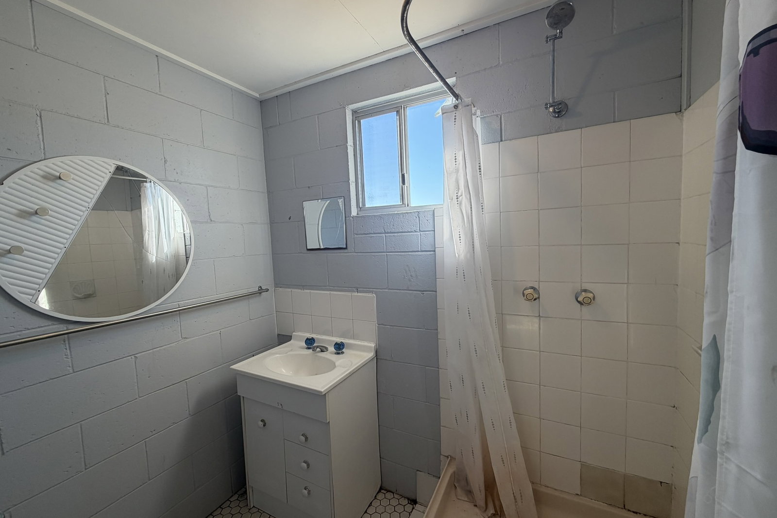 2/23 Barney Street, Barney Point  QLD  4680