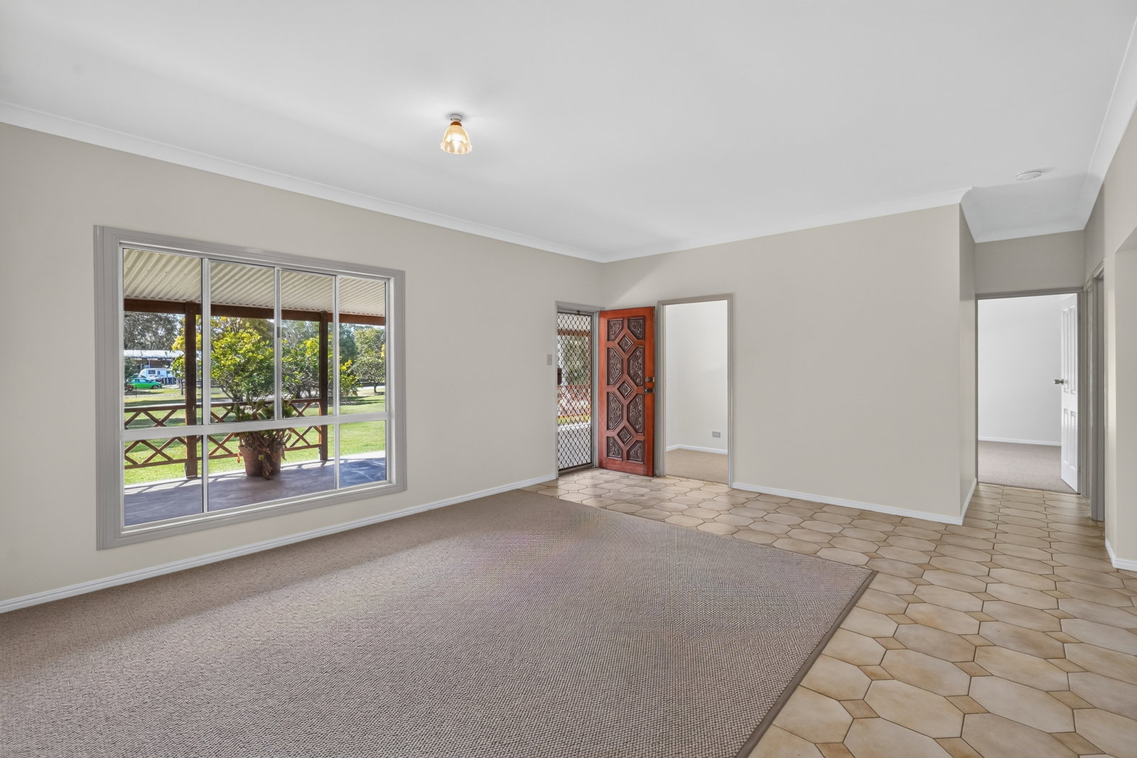 16 Hewson Road, Tinana  QLD  4650