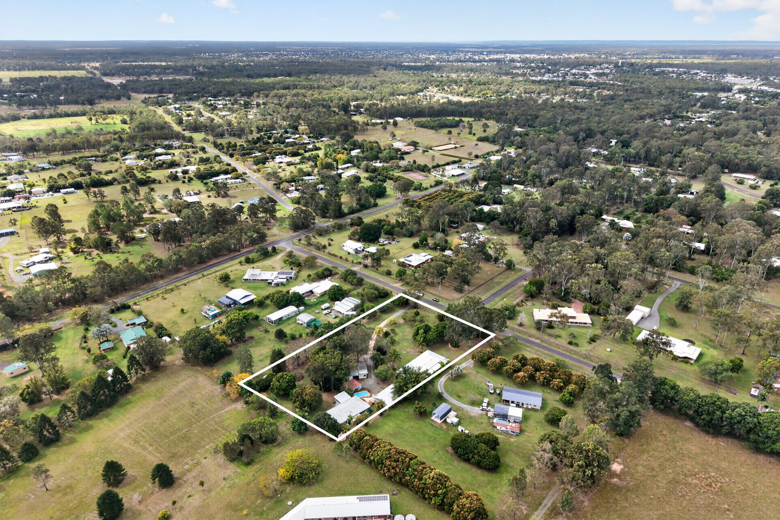 16 Hewson Road, Tinana  QLD  4650