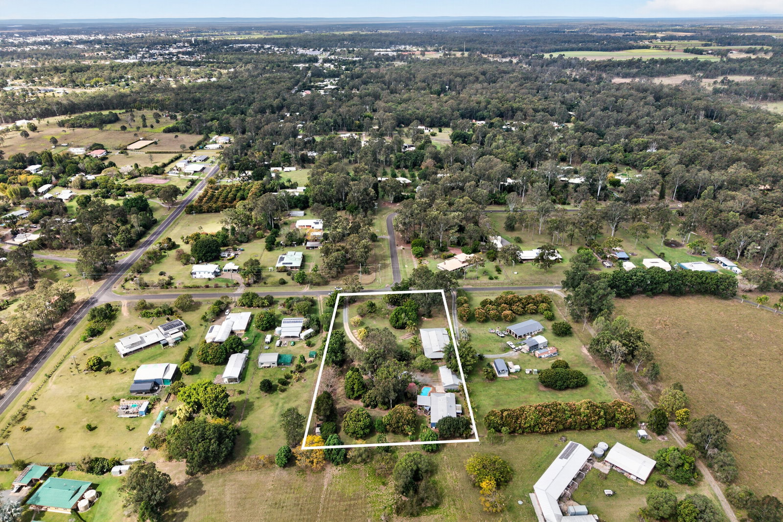 16 Hewson Road, Tinana  QLD  4650