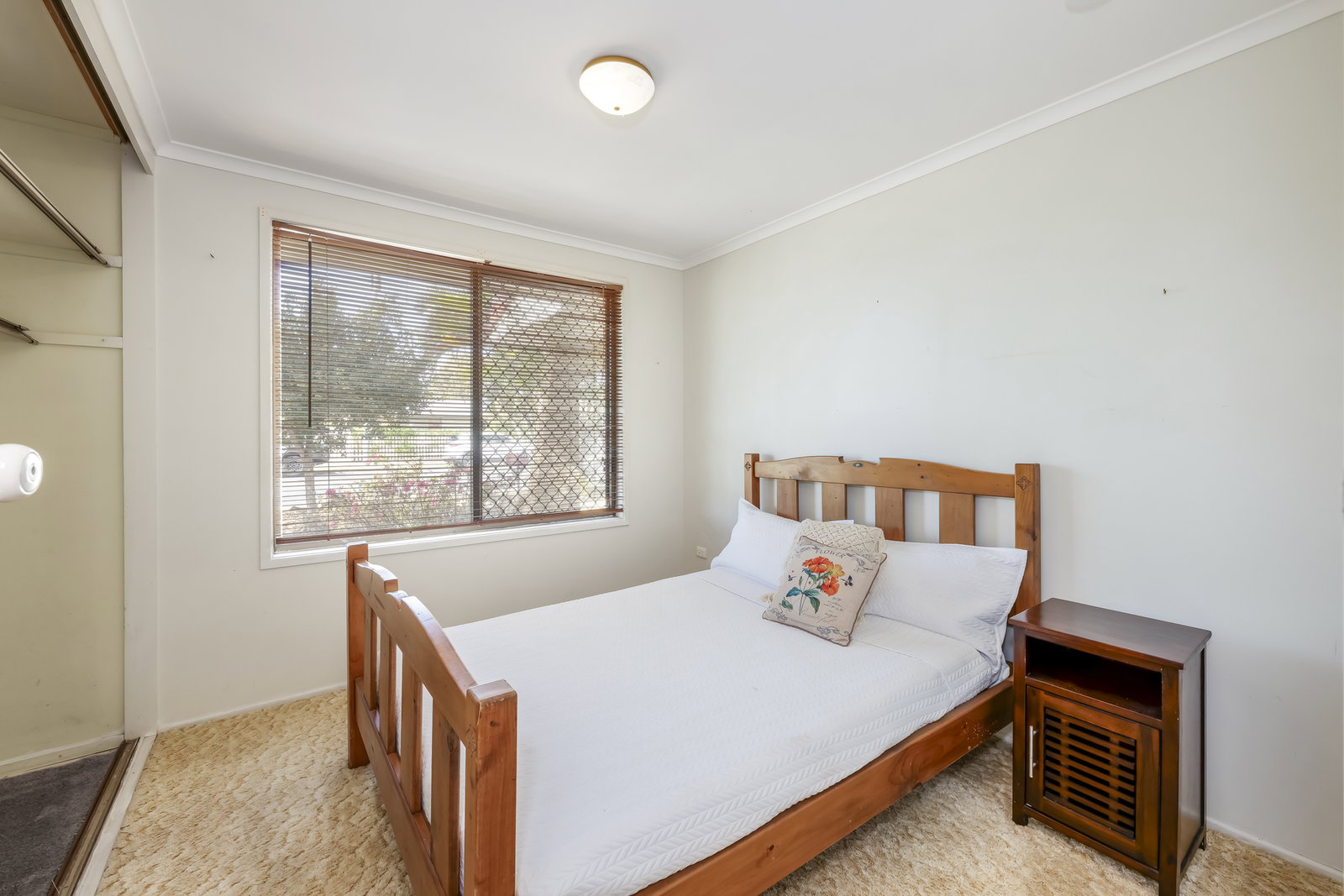 10 Thomas Thomsen Drive, Thabeban  QLD  4670