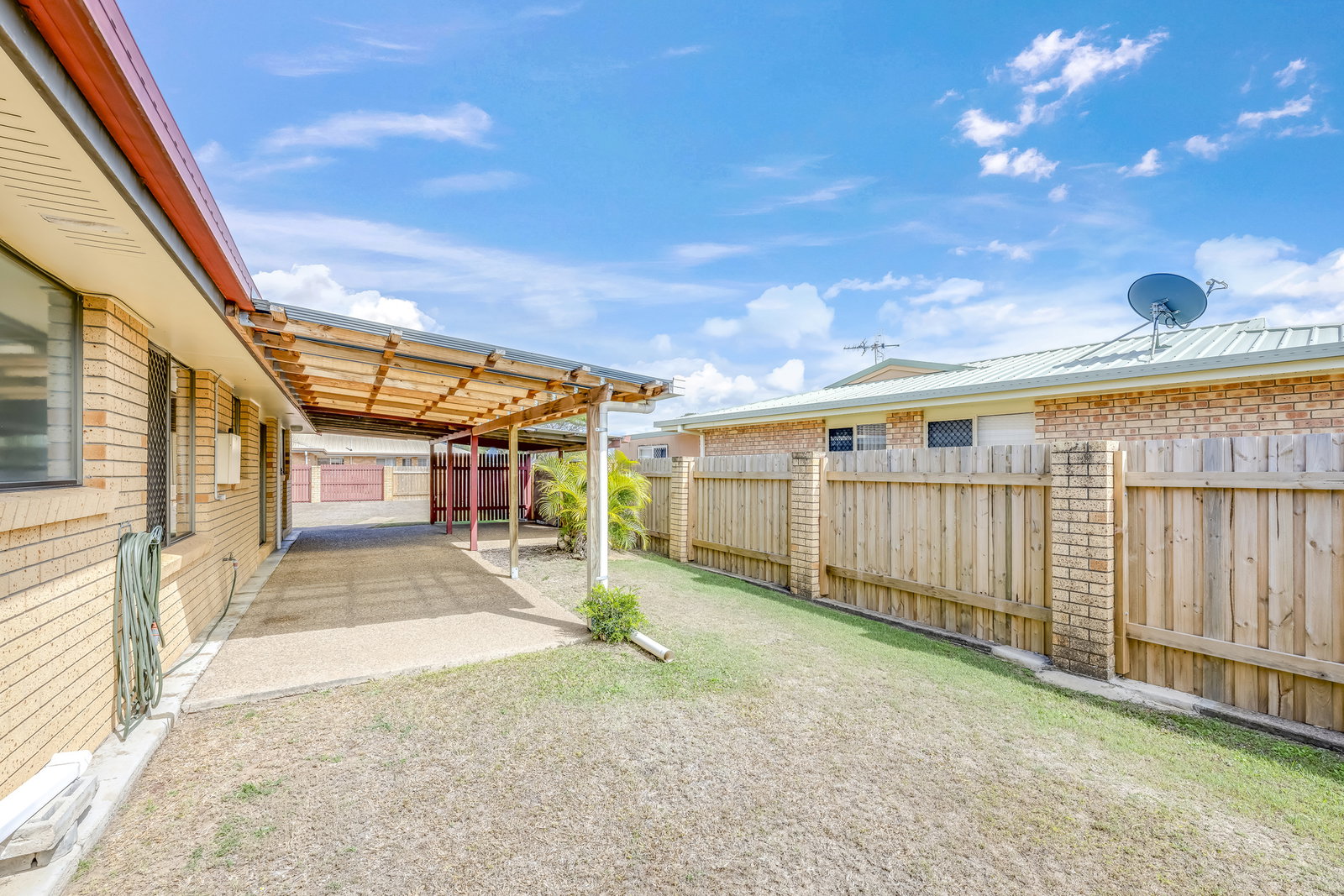 10 Thomas Thomsen Drive, Thabeban  QLD  4670