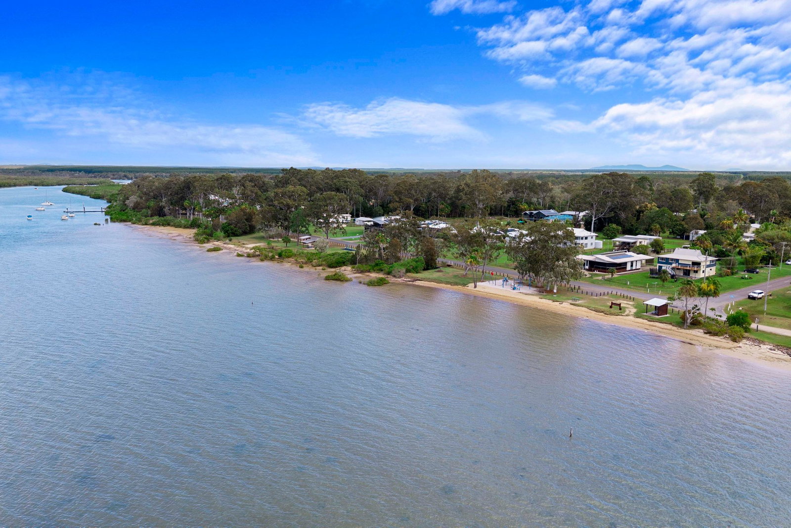 174 Tuan Esplanade, Tuan  QLD  4650