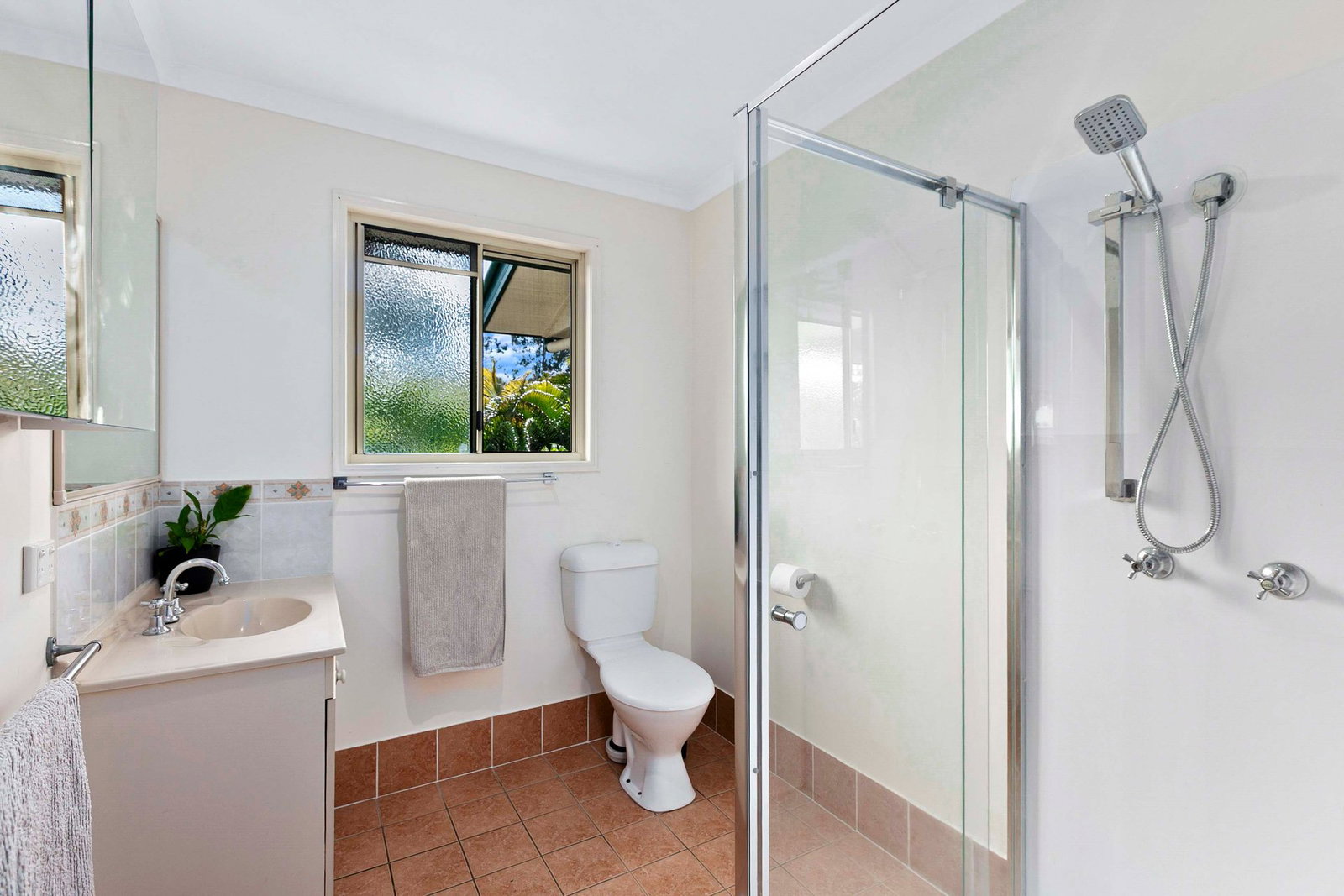 174 Tuan Esplanade, Tuan  QLD  4650