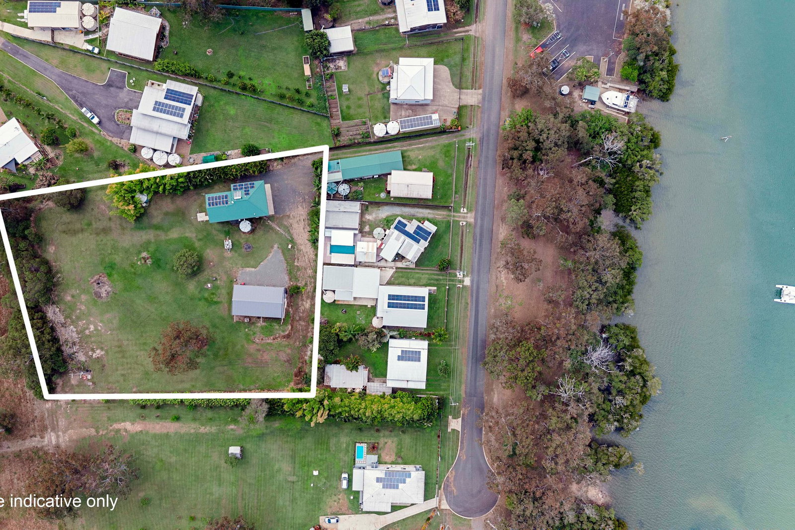 174 Tuan Esplanade, Tuan  QLD  4650