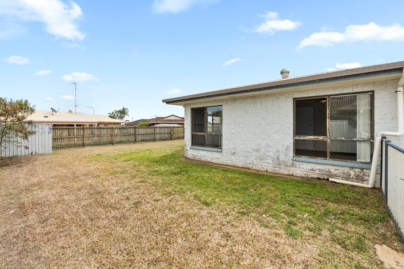 5 Ebbesen Street, Bundaberg East  QLD  4670