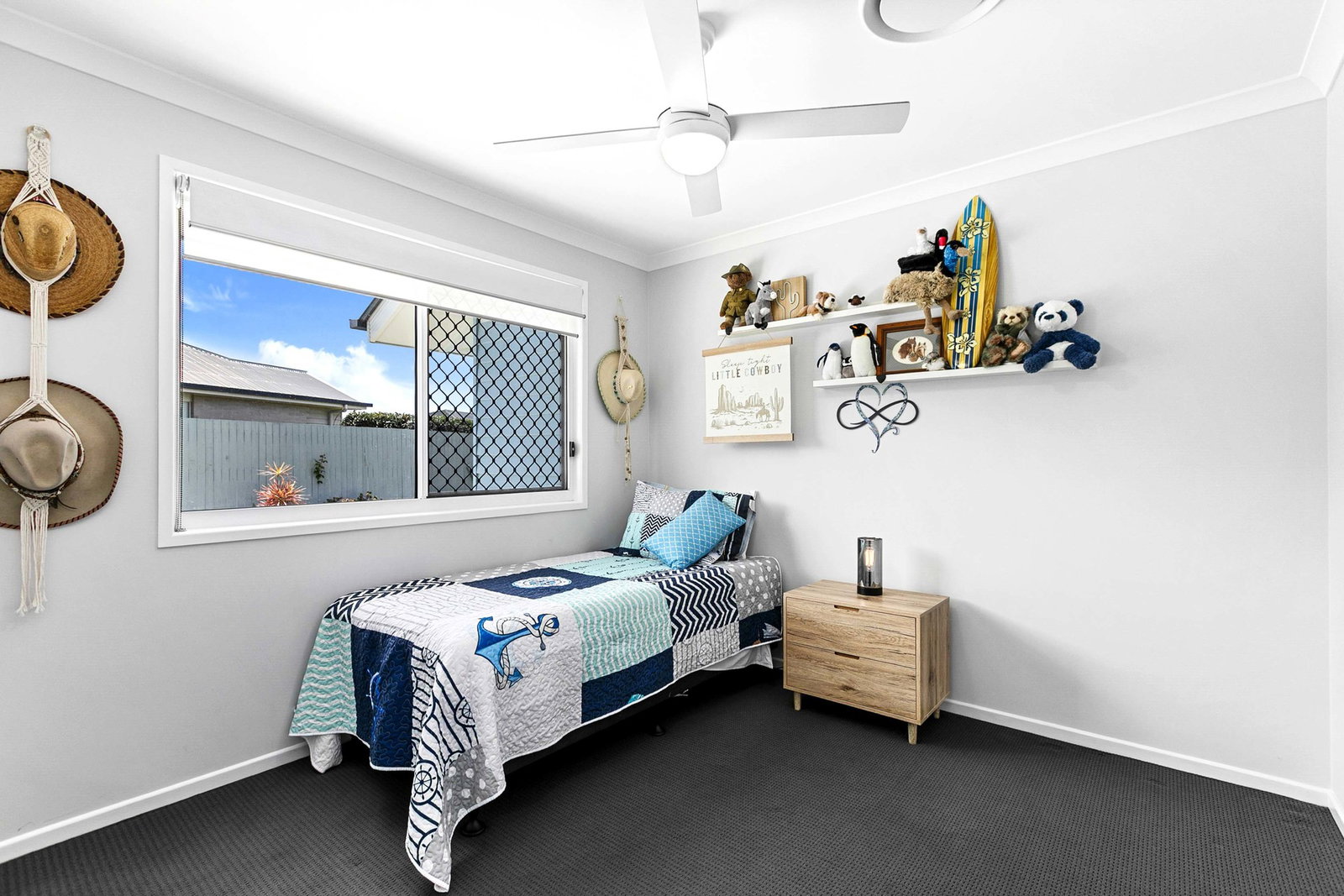 24 Peppermint Circuit, Nikenbah  QLD  4655