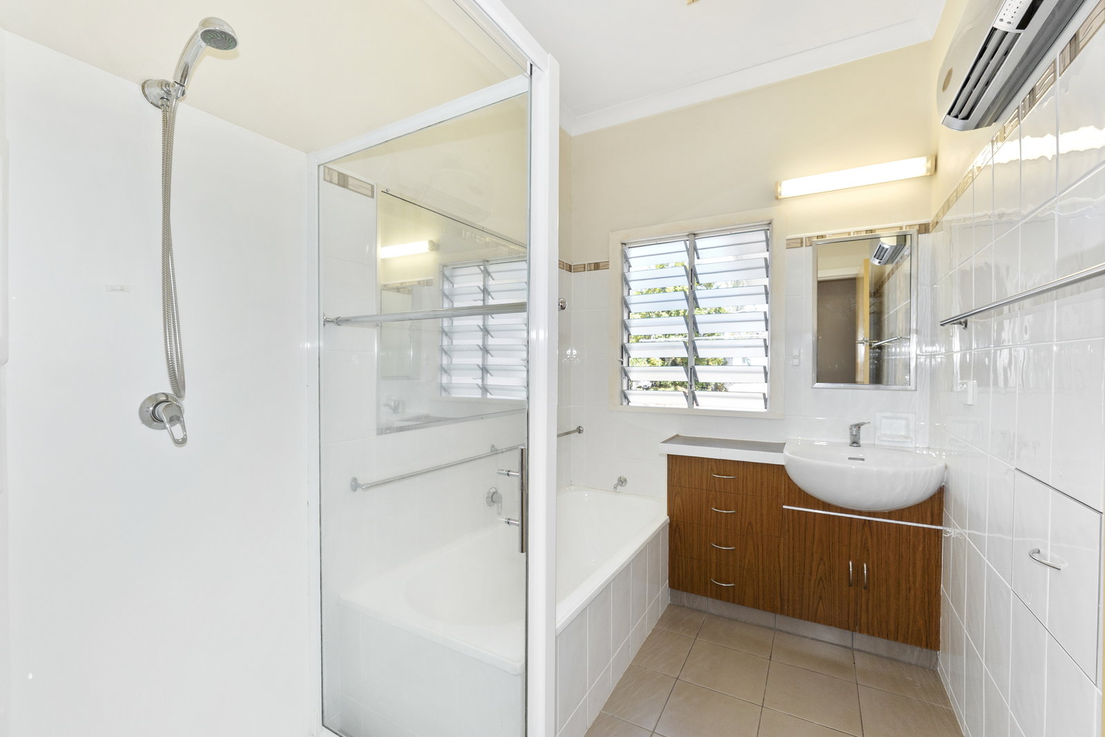 56 Alice Street, Walkervale  QLD  4670