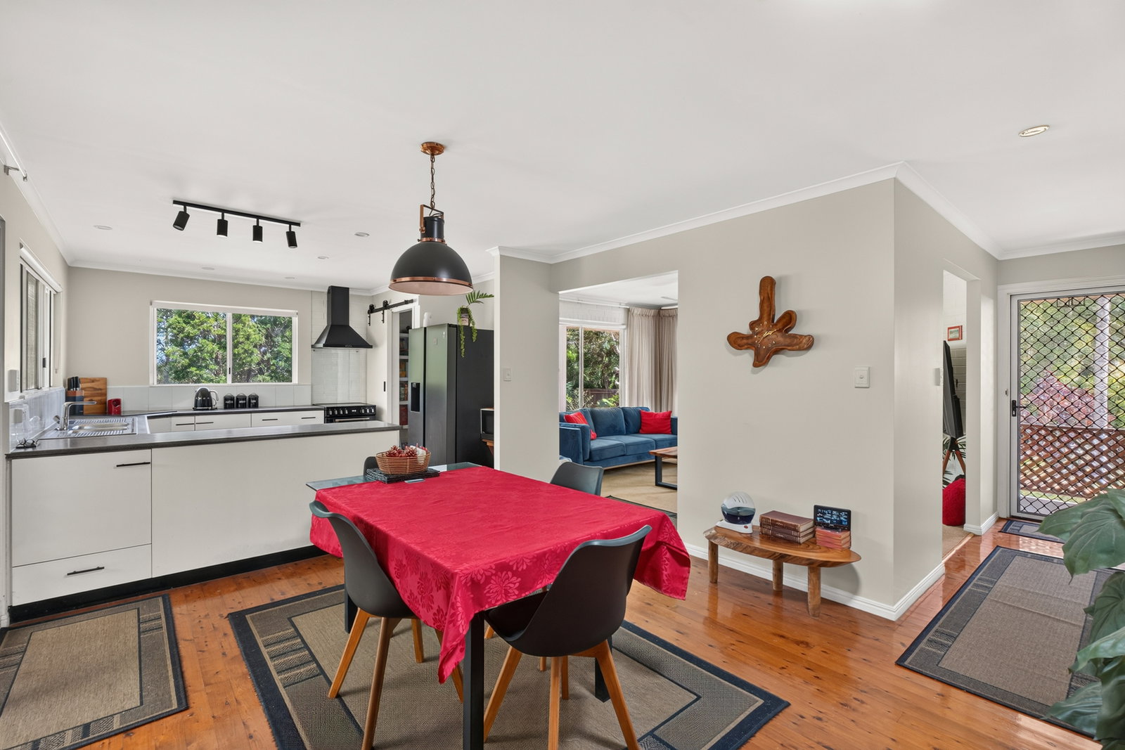1332 Maryborough – Hervey Bay Road, Dundathu  QLD  4650
