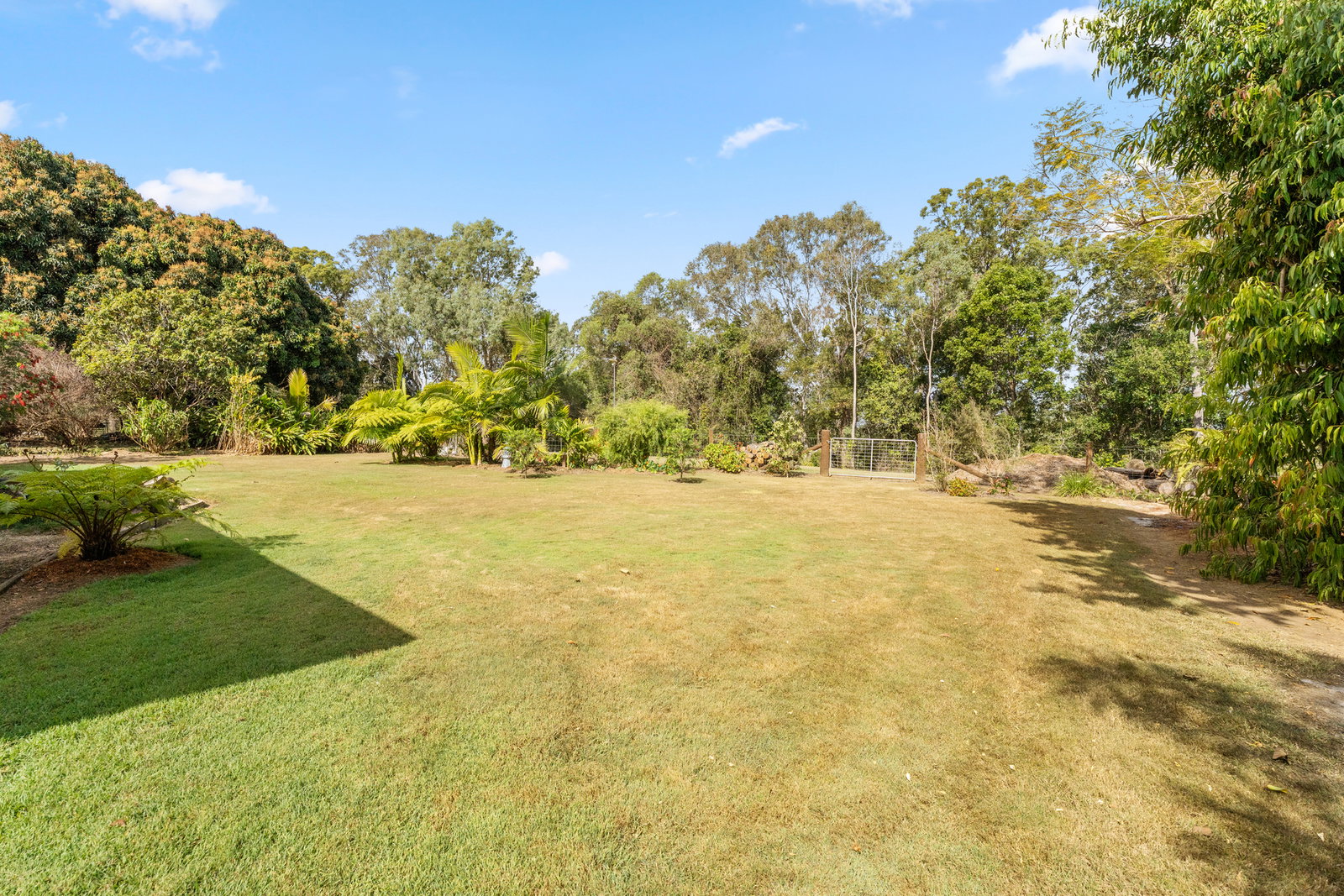 1332 Maryborough – Hervey Bay Road, Dundathu  QLD  4650