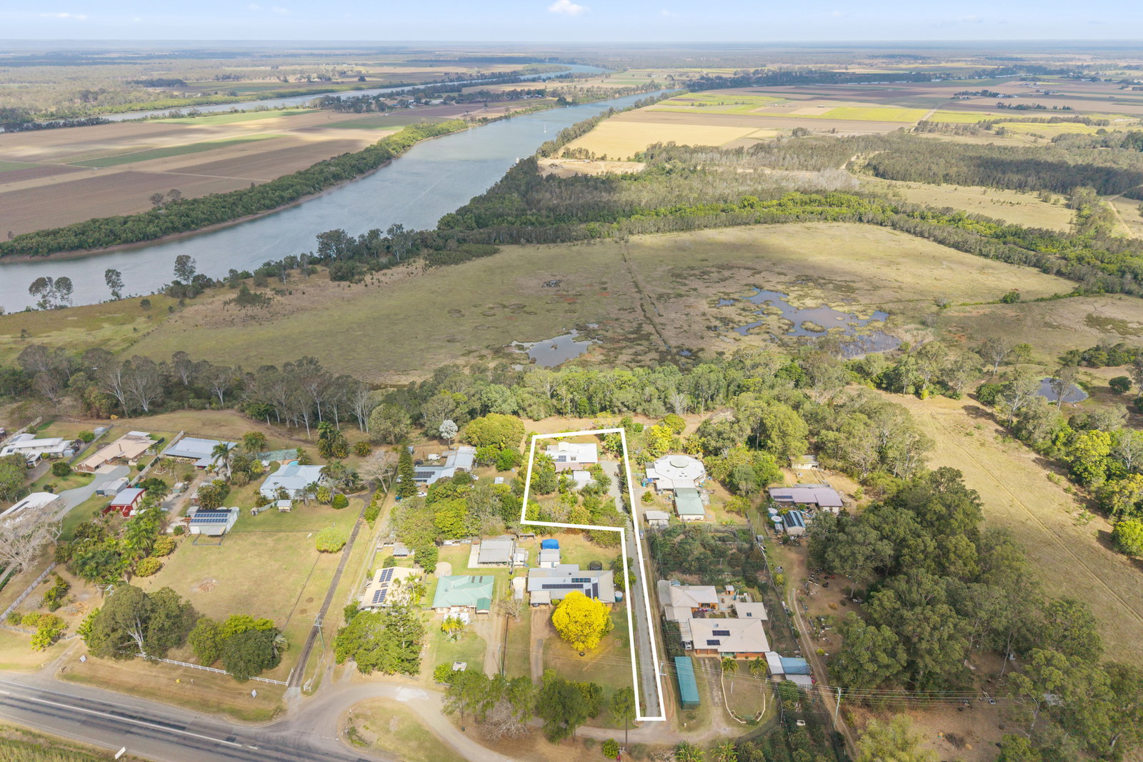 1332 Maryborough – Hervey Bay Road, Dundathu  QLD  4650