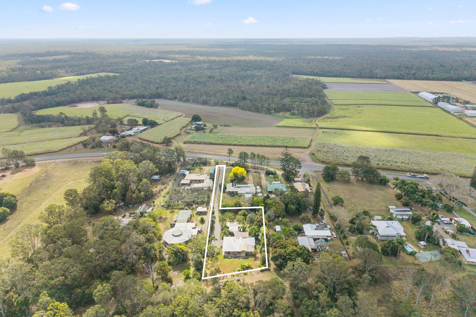 1332 Maryborough – Hervey Bay Road, Dundathu  QLD  4650