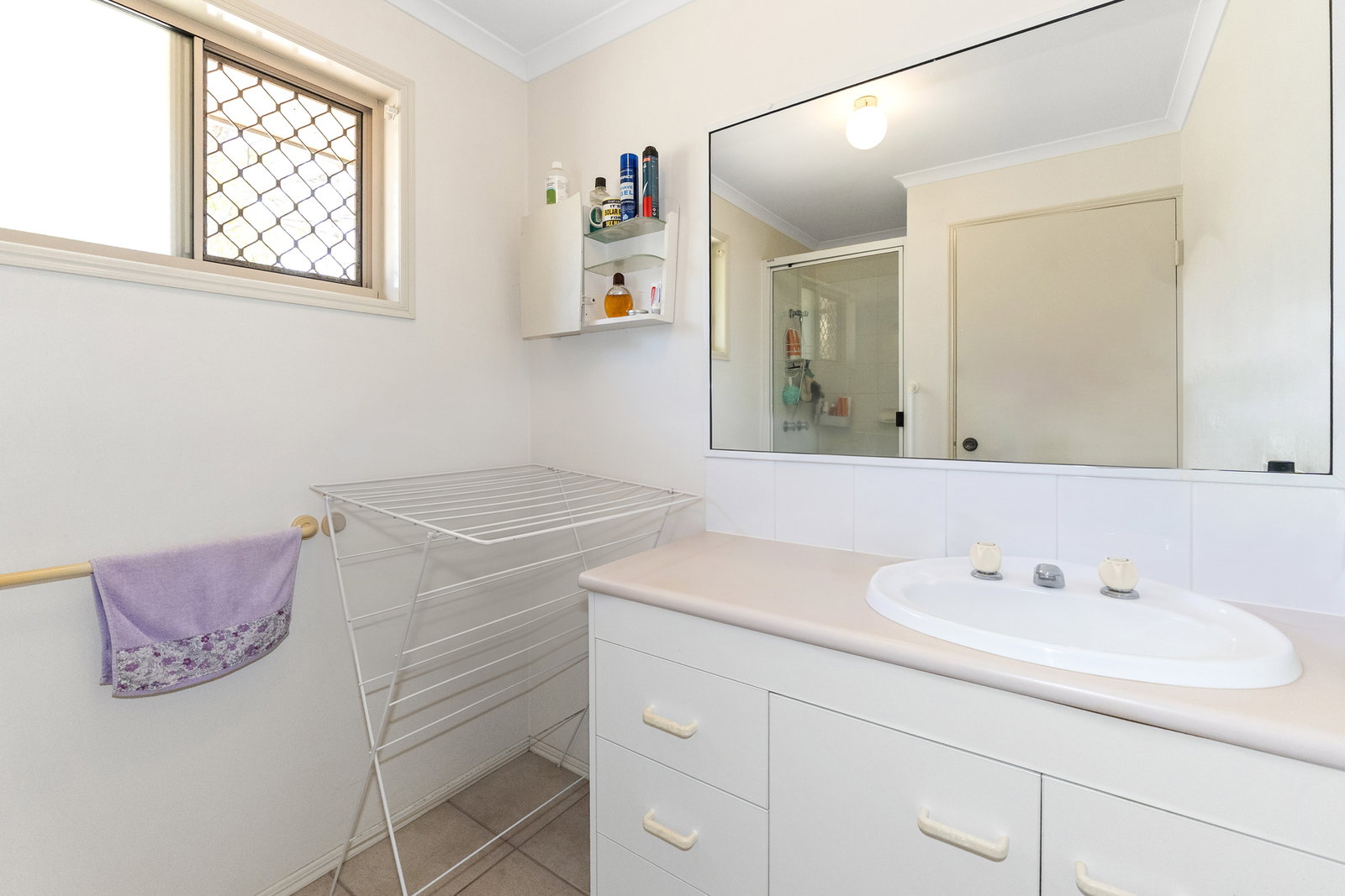 1/31A Thabeban Street, Avenell Heights  QLD  4670