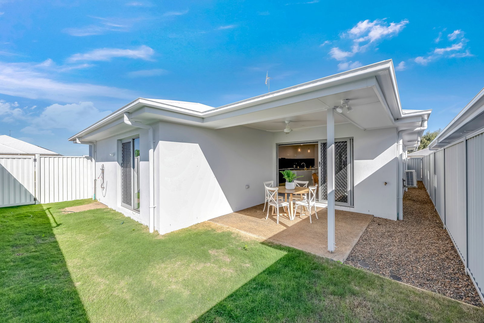 43 Golf View Drive, Coral Cove  QLD  4670