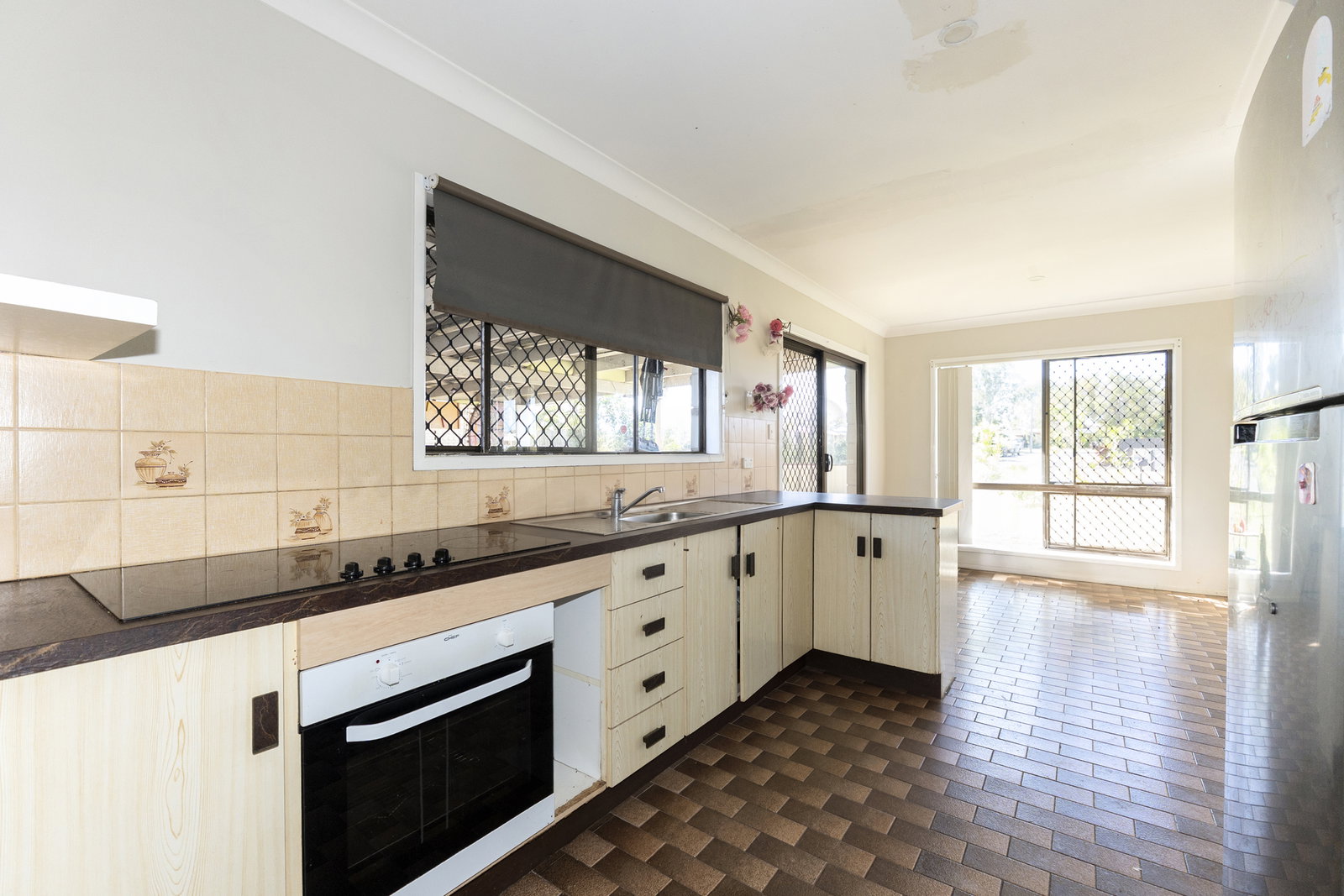 5 Ebbesen Street, Bundaberg East  QLD  4670