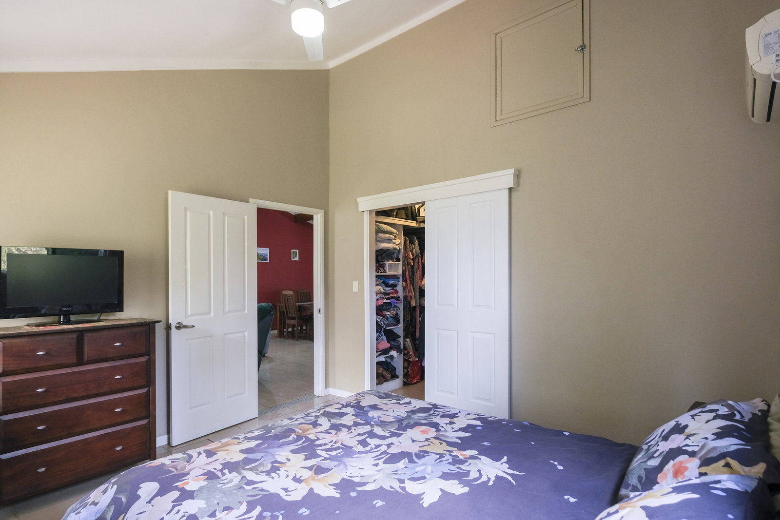 257 Sondergelds Road, McIlwraith  QLD  4671
