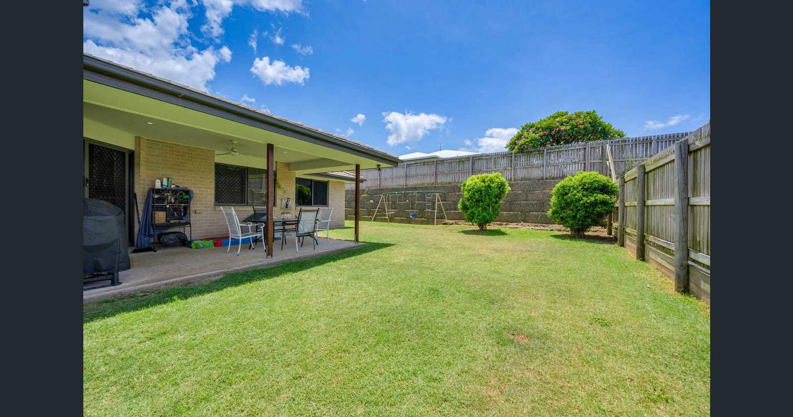 11 Valley Way, Boyne Island  QLD  4680