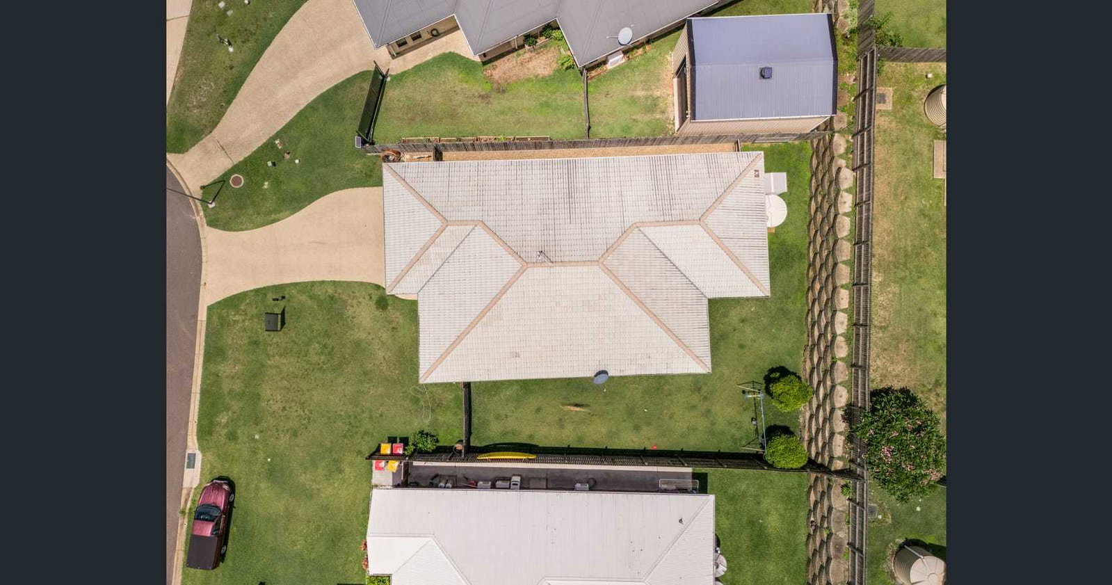 11 Valley Way, Boyne Island  QLD  4680