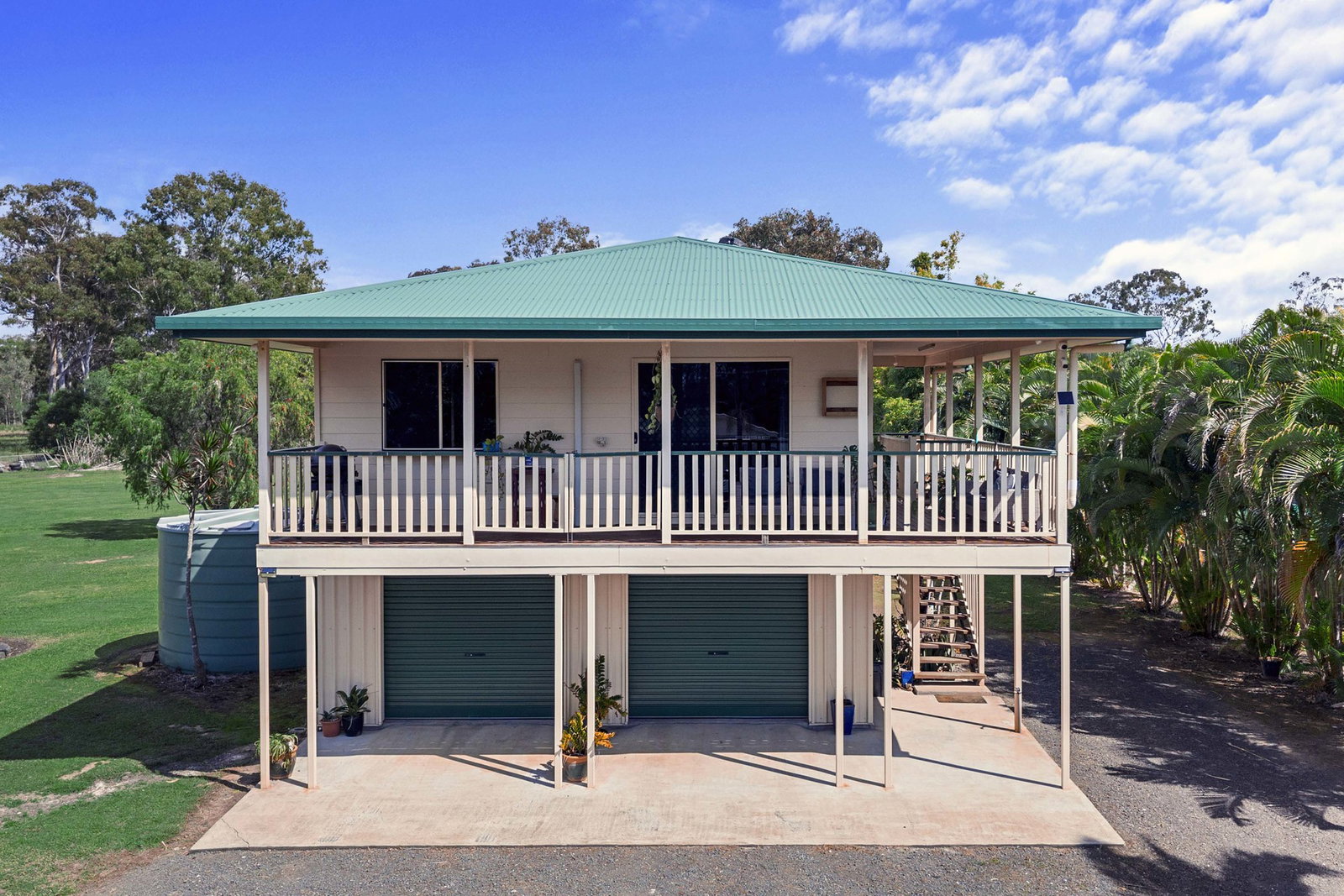 174 Tuan Esplanade, Tuan  QLD  4650