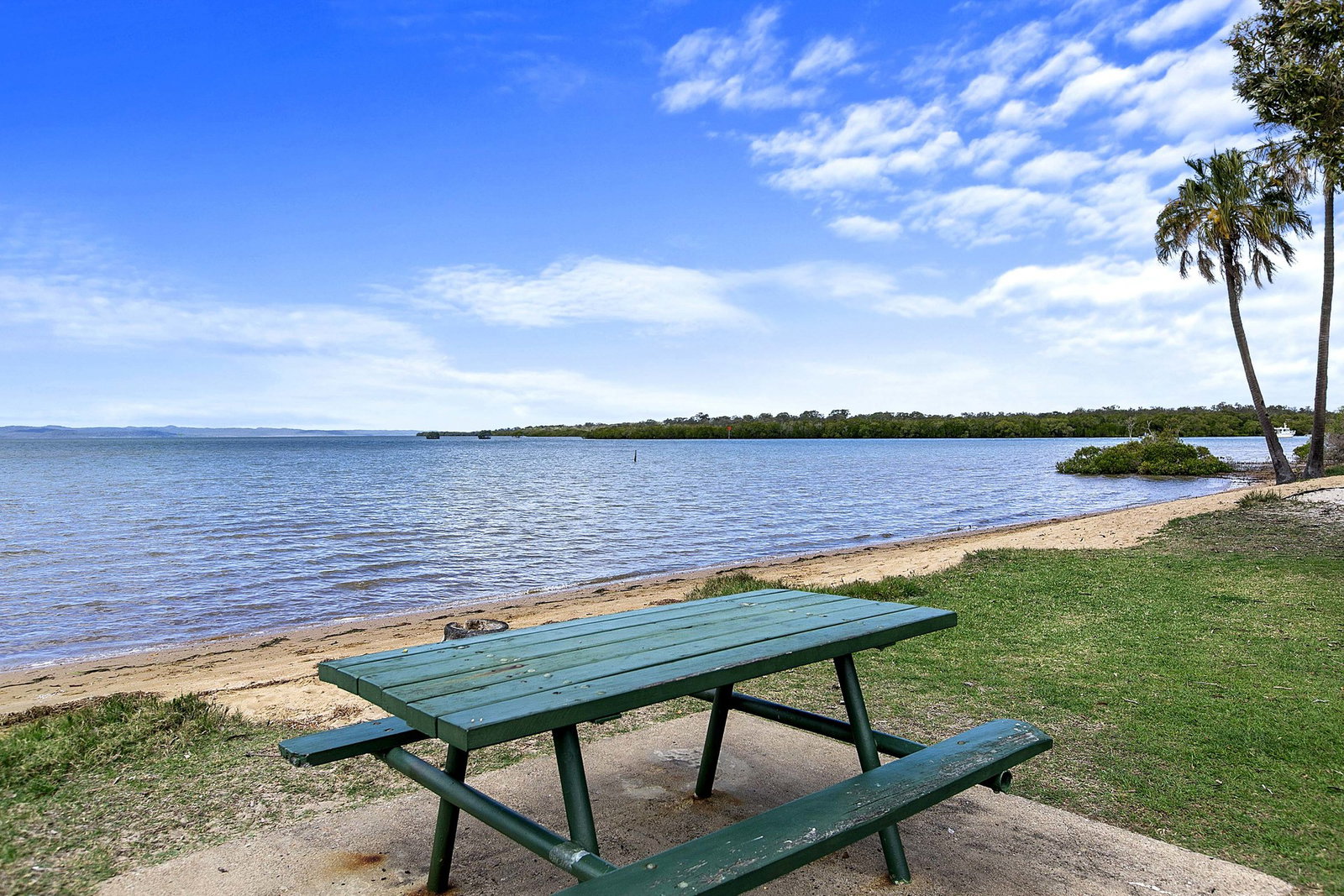 174 Tuan Esplanade, Tuan  QLD  4650