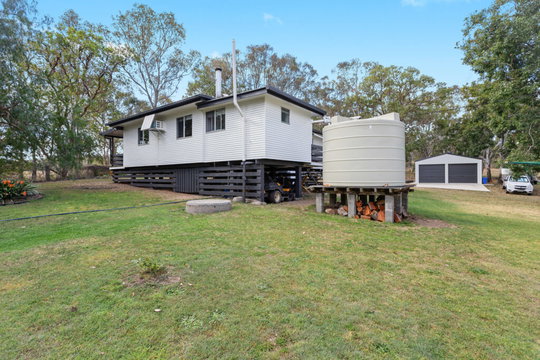 12 Middle Road, Pierces Creek  QLD  4355