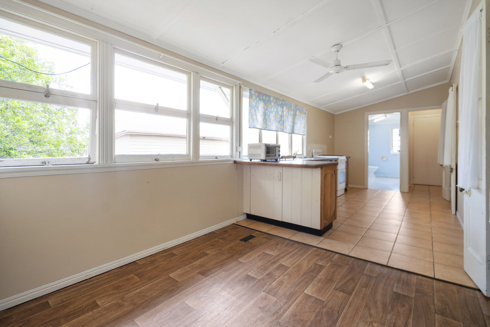 2/9 Glenmorris Street, Walkervale  QLD  4670