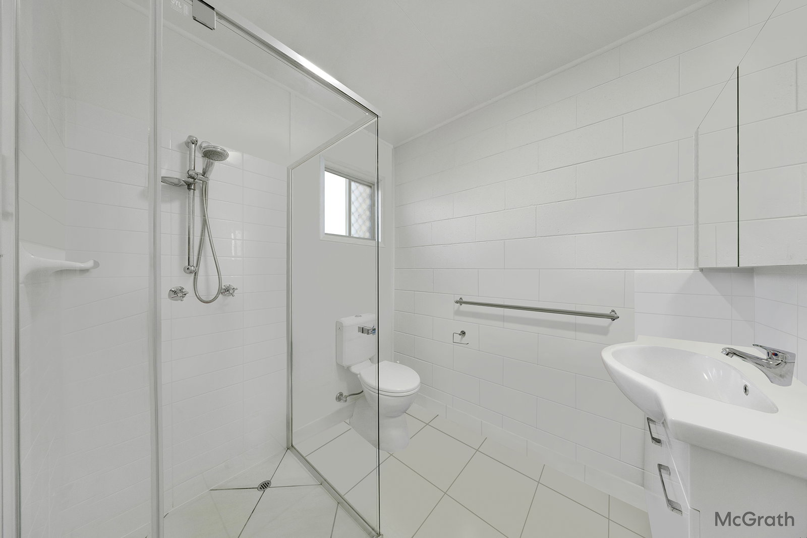 38 Wood Street, Barney Point  QLD  4680