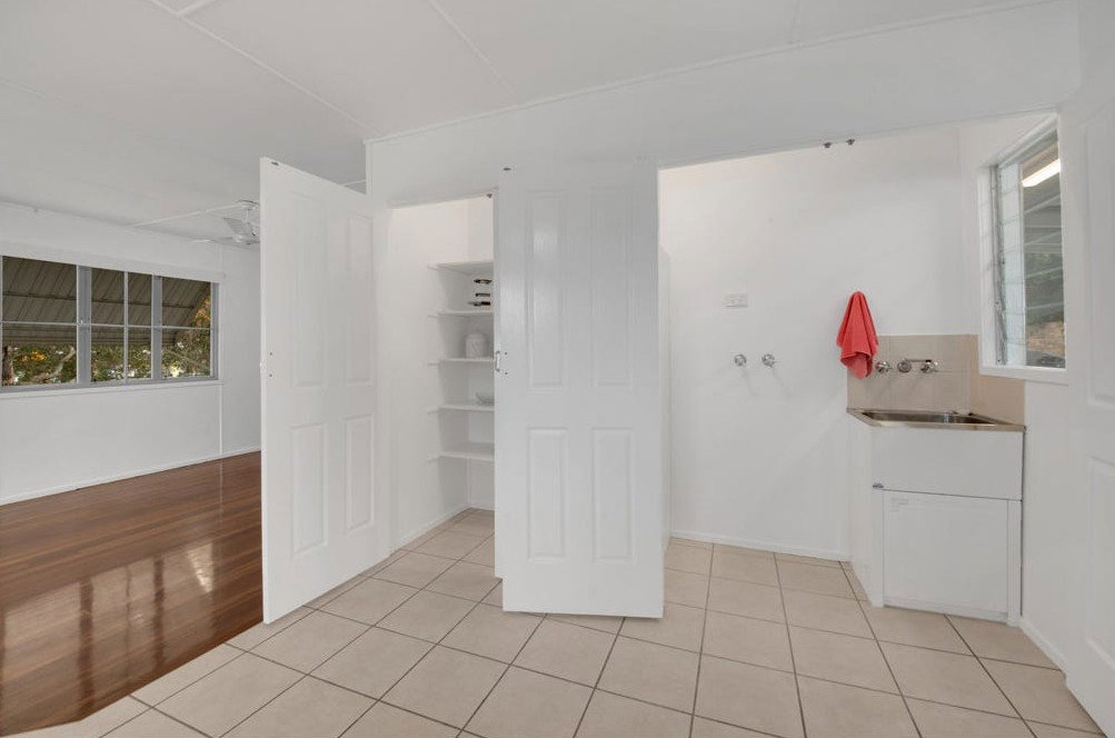 28 Garden Street, West Gladstone  QLD  4680