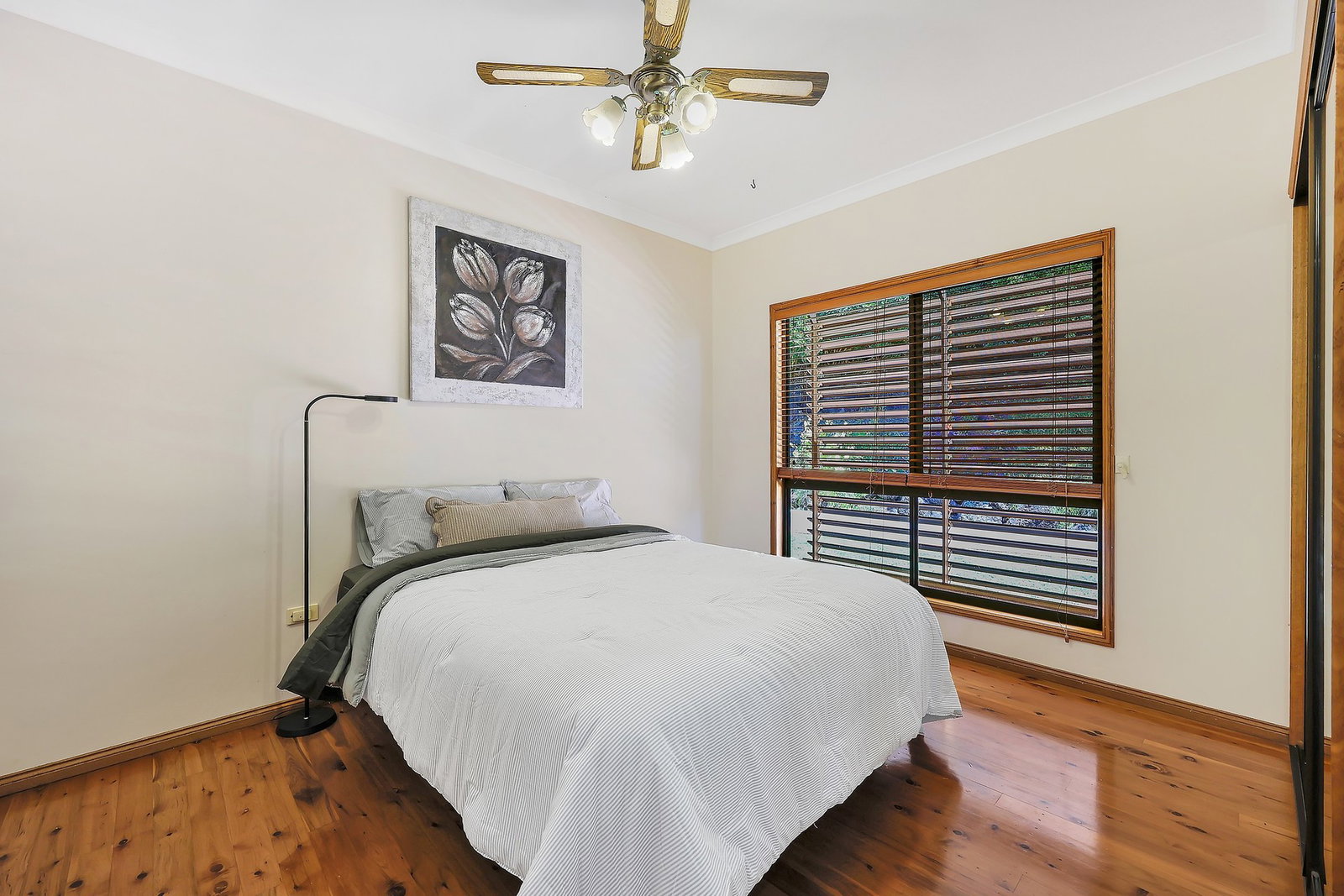 56 Rehbein Avenue, Qunaba  QLD  4670