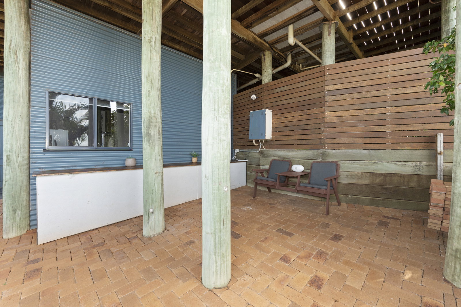 56 Rehbein Avenue, Qunaba  QLD  4670