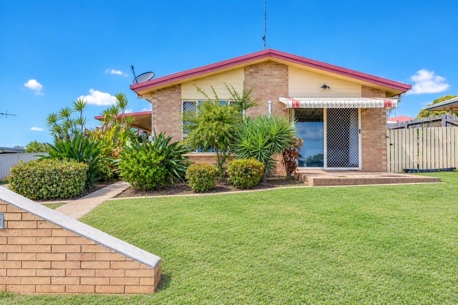 214 Avoca Road, Avoca  QLD  4670