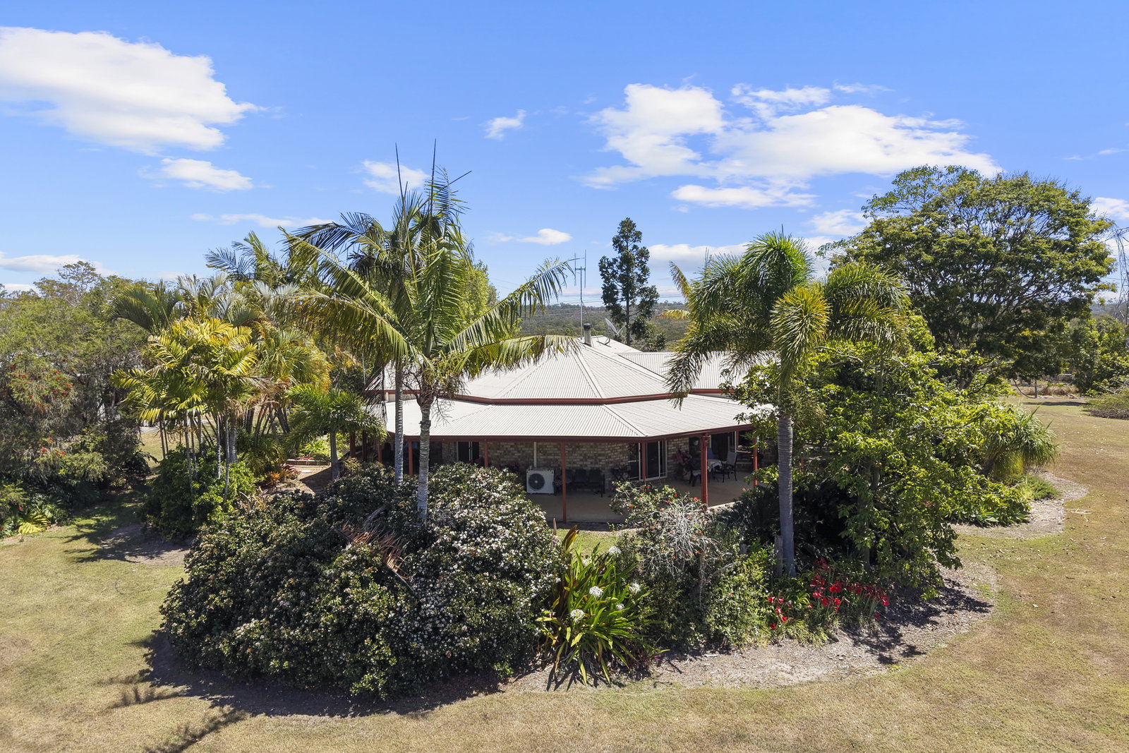 586 Tableland Road, Dalysford  QLD  4671